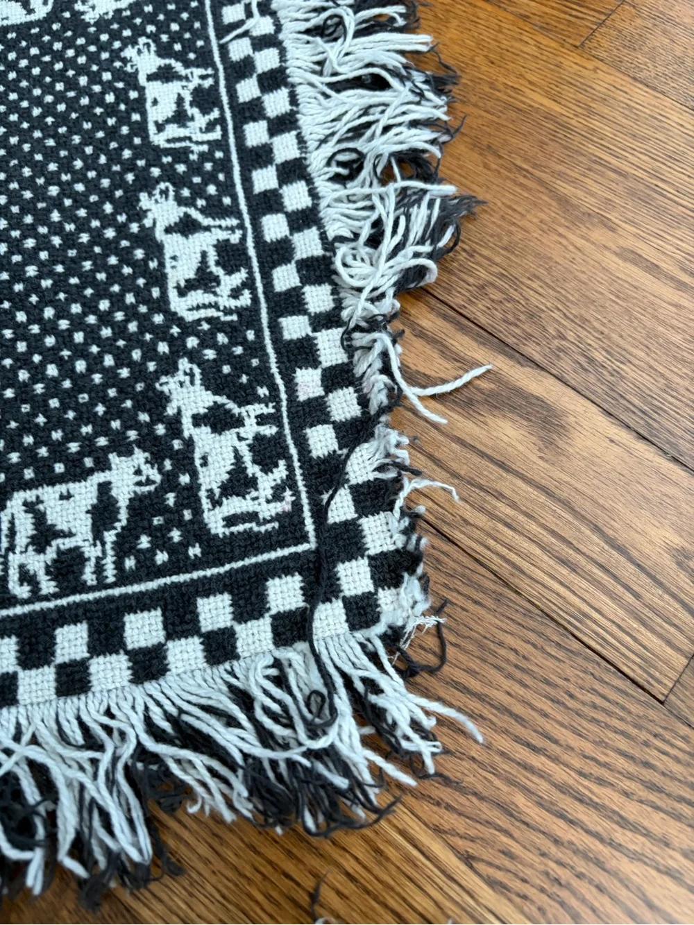Set Of 2 Black And White Country Cow Reversible Woven Frayed Kitchen Placemats